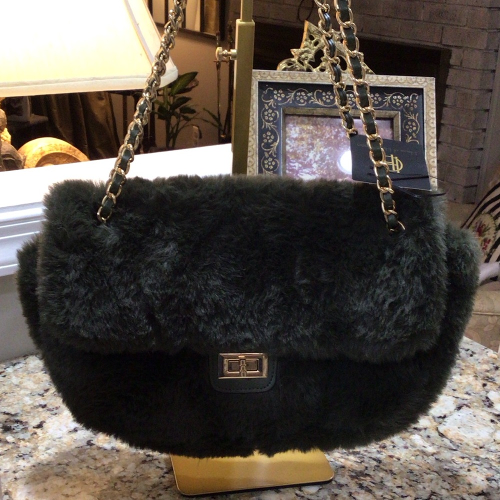 House of Harlow Green Faux Fur Chain Shoulder Bag